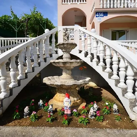 In With Terrace, Air Condition, Wifi 4620-4 Apartmán Lopar