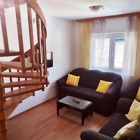 In With Terrace, Air Condition, Wifi 4620-4 * Lopar